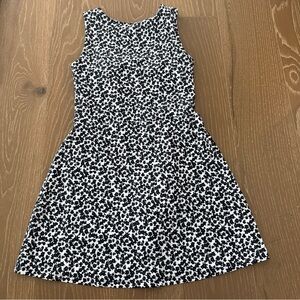 Abercrombie YPB SculptLux Women's Athletic Dress Size Medium, Black/White